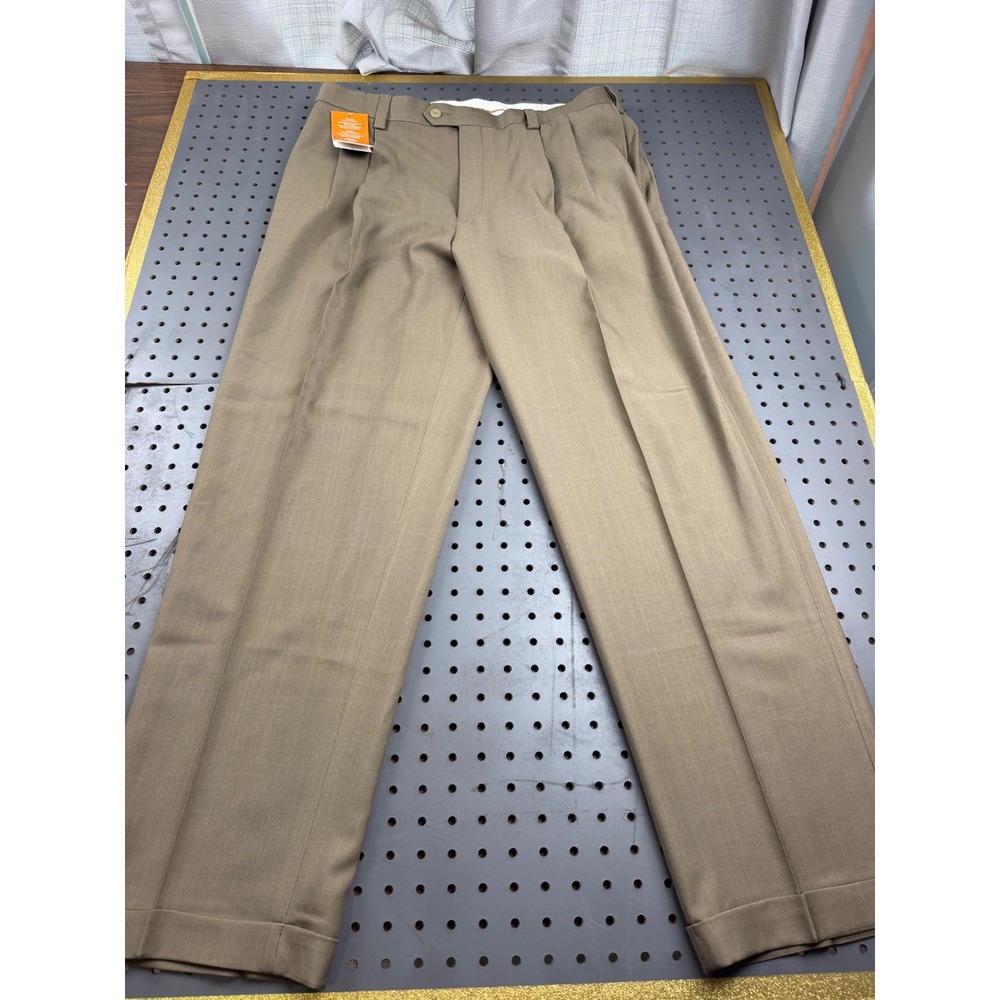 Haggar Mens 36x32 Khaki Repreve Stria Smart Fiber Dress Pants Pleated HD00219